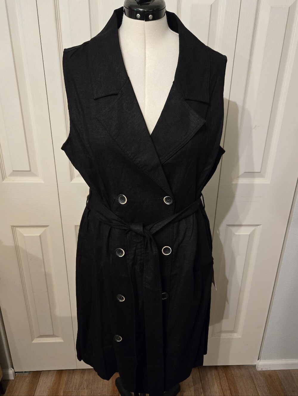 Universal Standar Dress Size M